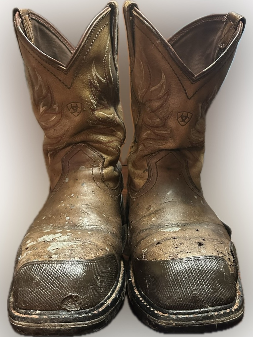ARIAT TAN BROWN LEATHER WORK BOOTS REINFORCED COMPOSITE TOE SZ 11D DISTRESSED